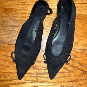 H&M flats velvet